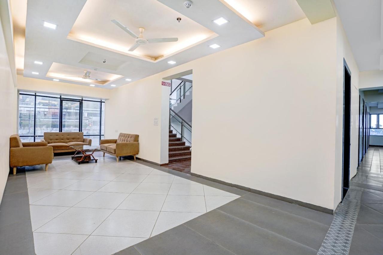 Townhouse Oak Hotel Rama Nashik Exterior photo